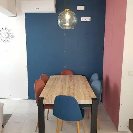 Inn Pink'nblue House