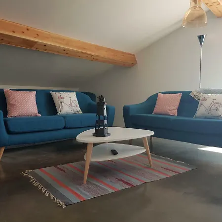Pink'nblue House
