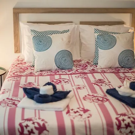 Inn Pink'nblue House